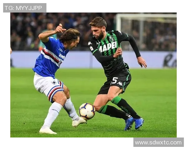 萨索洛与都灵比赛因天气原因延期球迷期待新赛程安排